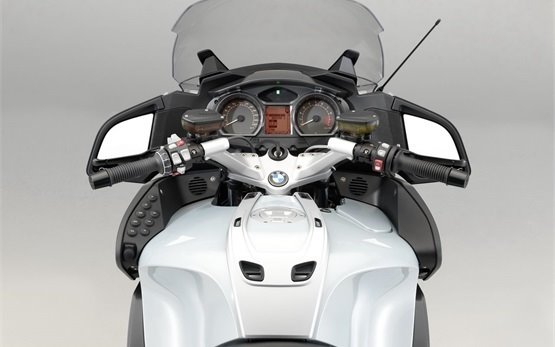 BMW R 1250 RT - motorbike rental in Melbourne 