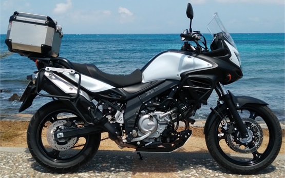 Suzuki V-strom 650cc - Motorradvermietung in Kreta