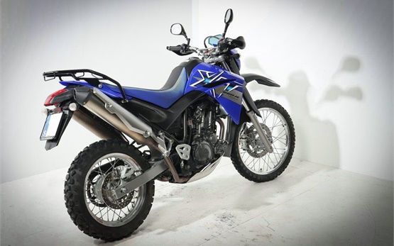 Yamaha XT660R - motorbike rental Bucharest