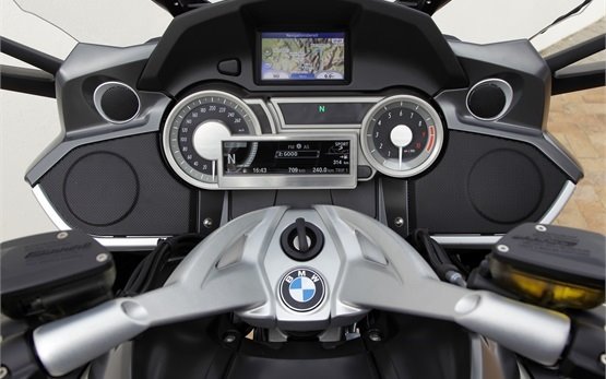 BMW K 1600 GTL - motorbike rental in Cannes