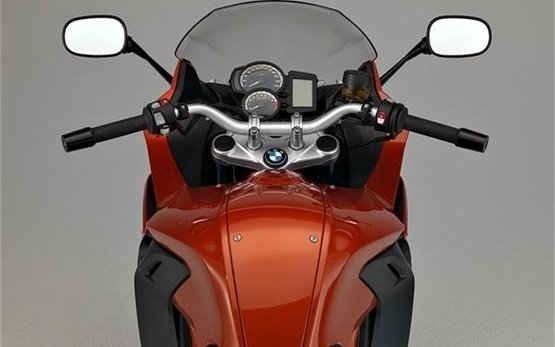 BMW F800 GТ - alquilar una motocicleta en Cannes