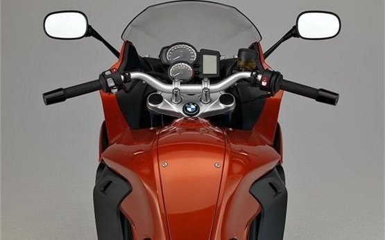 BMW F800 GT - Motorrad mieten Cannes