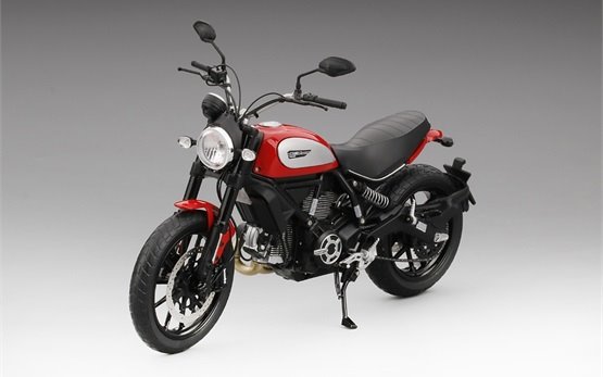 Ducati Scrambler Icon 803 - motorbike rental Rome