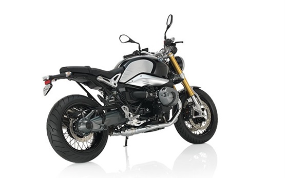 BMW R NINE T - мотоциклет под наем в Лисабон