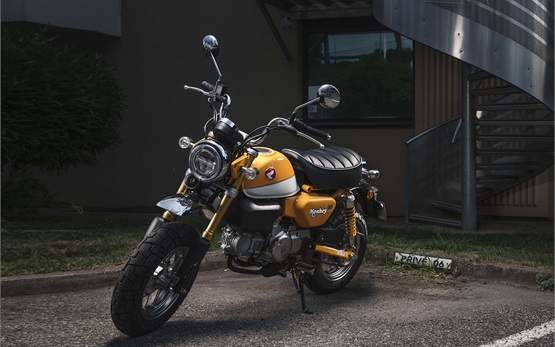 Honda Monkey 125cc  - мотоцикл напрокат в Барселона, Испании