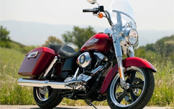 Harley-Davidson FLD Dyna Switchback  - Motorradvermietung Zypern