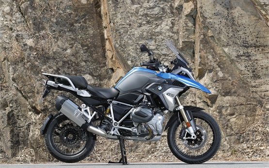 BMW R 1250 GS - Motorradvermietung in Sardinien