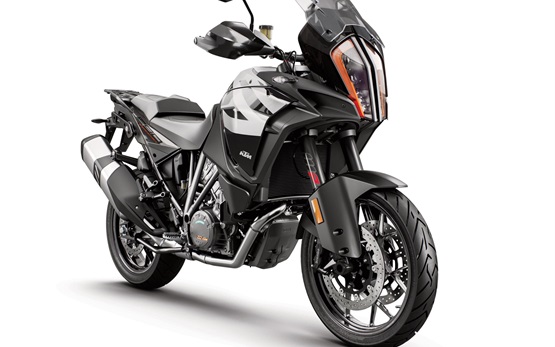 KTM 1290 Super Adventure S - rent a motorbike in Barcelona