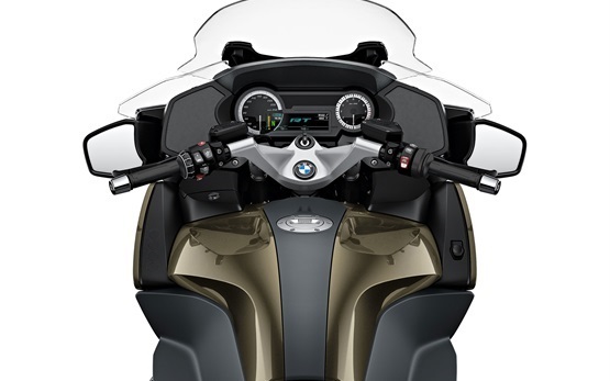 BMW R 1250 RT LC - alquiler de motocicletas en Milán