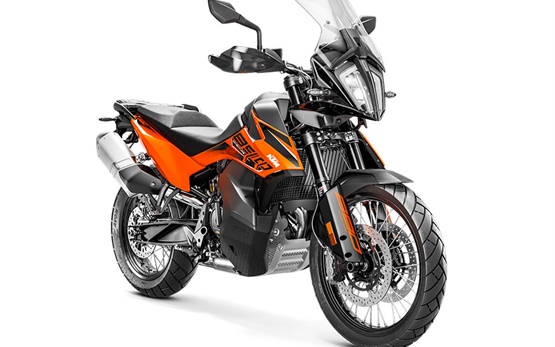 KTM 890 Adventure - мотоциклa напрокат Аэропорт Барселона