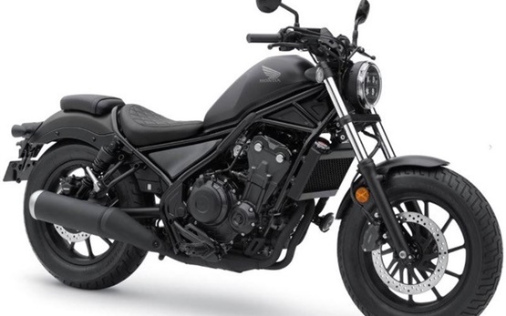 Honda REBEL 500 - motorcycle rental in Barcelona, Spain