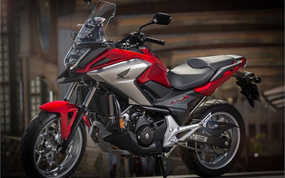 Honda NC750X - мотоцикл напрокат Фаро