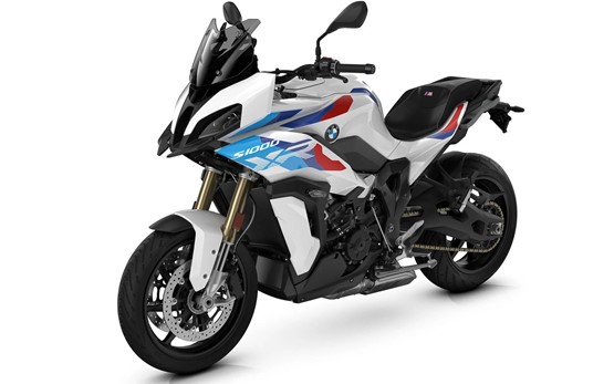 BMW S1000XR - rent a motorbike in Viena