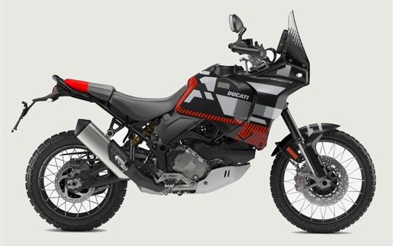 Ducati DesertX - мотоциклет под наем в Милано