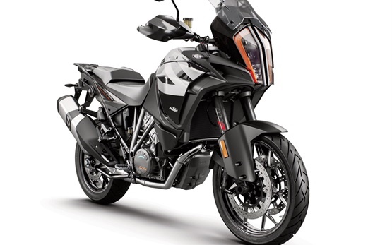 KTM 1290 Super Adventure S - мотоциклa напрокат Адехе