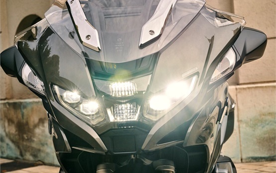 BMW R 1250 RT - motorbike rental in Zagreb