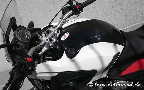 2016 BMW G 650 GS - motorbike rental in Sofia