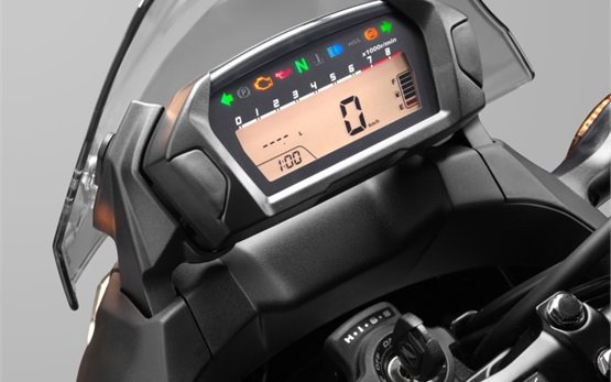 Honda NC750X - мотоцикл напрокат Анталии
