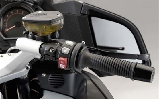 2014 БМВ R 1200 RT - мотоциклы напрокат Фару