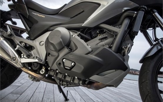 Honda NC750X - мотоцикл напрокат Лиссабон