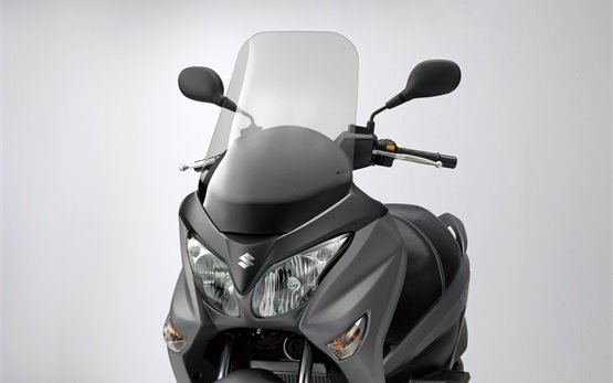Suzuki Burgman 125cc  - alquiler de scooters en Mallorca