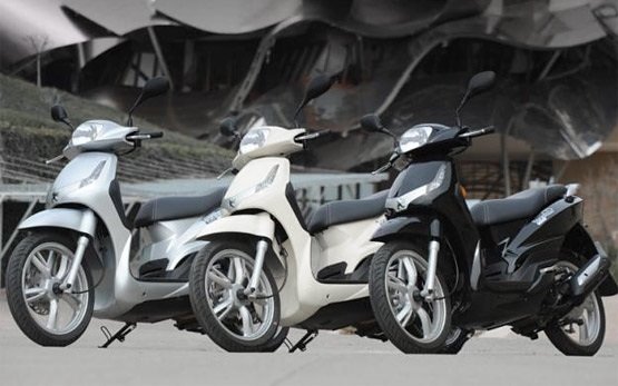 Peugeot Tweet 125cc - Rollervermietung Malaga