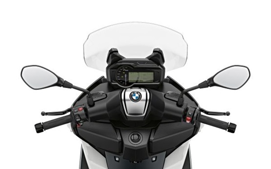 BMW C 400 GT - alquiler de scooters en Lisboa, Portugal