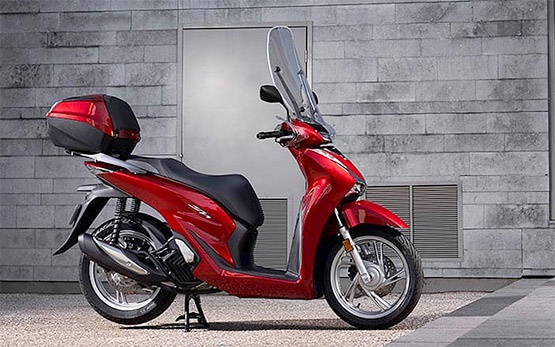 Honda 125cc SH - Rollervermietung Athen