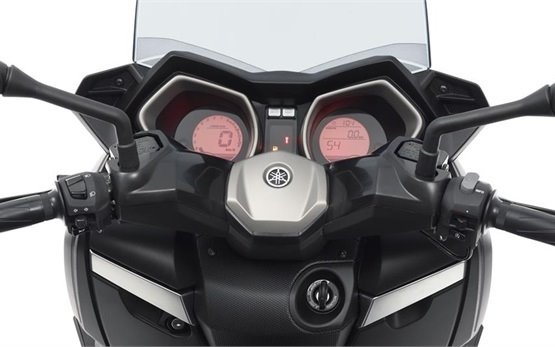 Ямаха X-Max 300 - прокат скутеров - Пальма де Мальорка