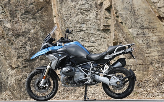 BMW R 1250 GS - alquilar una moto en Cerdeña