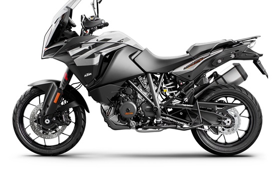 KTM 1290 Super Adventure S - rent a motorbike in Barcelona