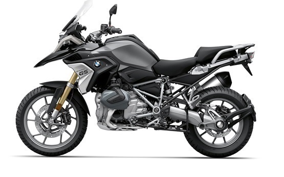 BMW R1250 GS - rent a motorbike in Catania airport