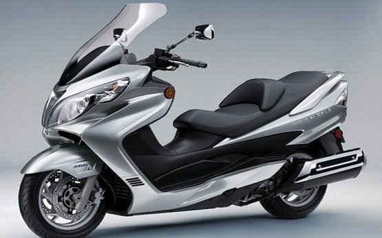 Suzuki Burgman 400 - Scooter-VerleihPalma de Mallorca