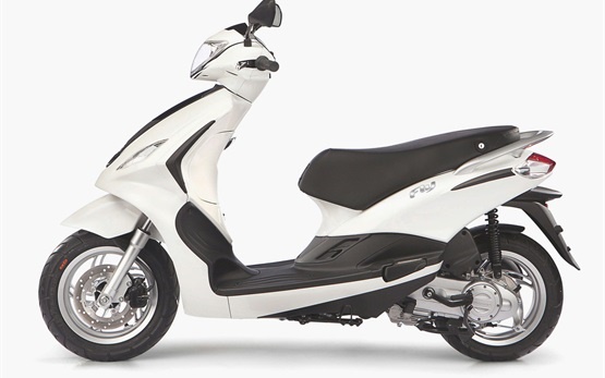 Piaggio Fly 50 - scooter rental Dubrovnik
