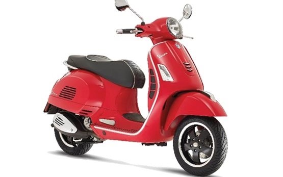 Piaggio Vespa 125 - alquiler de scooters en Italia 