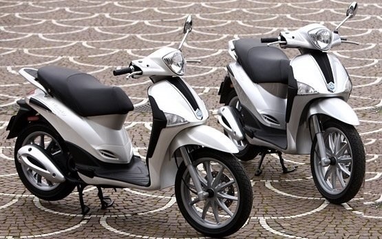 Piaggio Liberty 50 - alquiler de scooters en Kotor